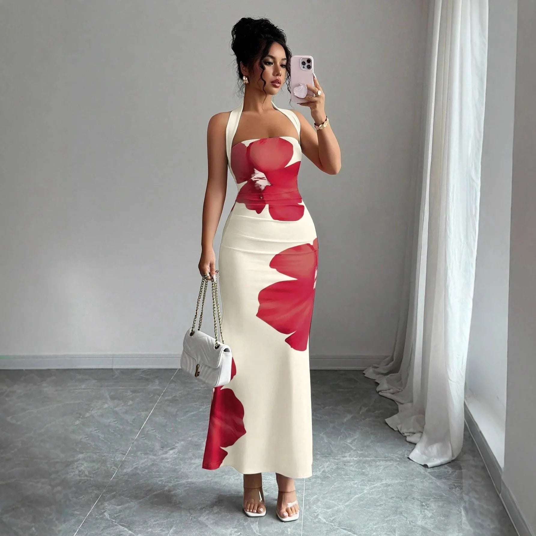 Vestido largo ajustado estampado con escote halter y espalda descubierta para mujer, nuevo estilo de moda 2026.