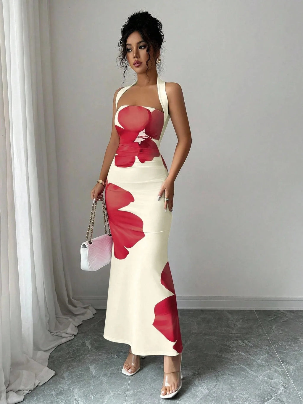 Vestido largo ajustado estampado con escote halter y espalda descubierta para mujer, nuevo estilo de moda 2026.