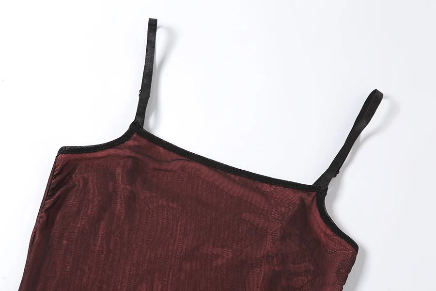 Vestido ajustado sexy de doble capa de malla para mujer, sin mangas, para fiestas, estilo bodycon, 2025, con vendaje elástico y abertura, tendencia para discotecas.