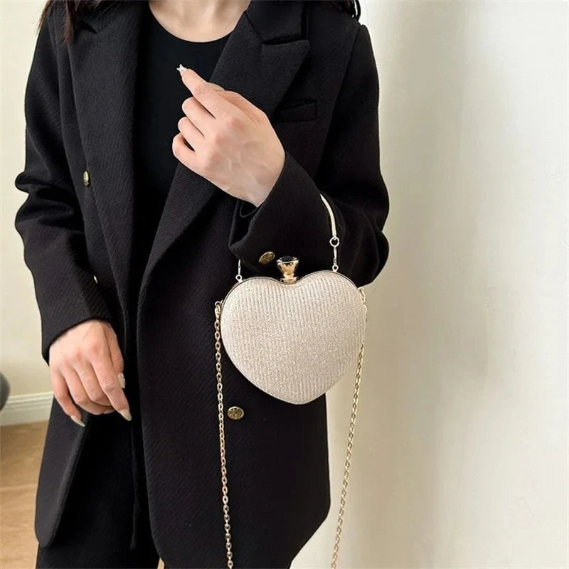 Bolso de mano de noche para mujer, bolso brillante con forma de corazón, bolsos de mano metálicos, bolsos de moda con cadena, bolsos de hombro y bandoleras de lujo para mujer
