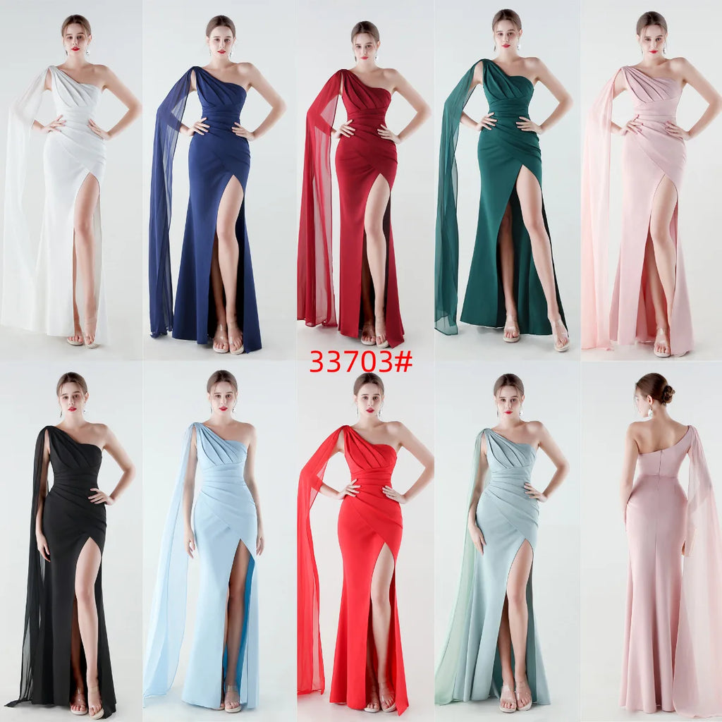 elegante vestido de sirena con abertura alta, corte ajustado, ideal para fiestas y graduaciones.