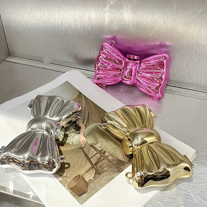 Cartera metálica ideal para reuniones con amigos y fiestas elegantes ❤️